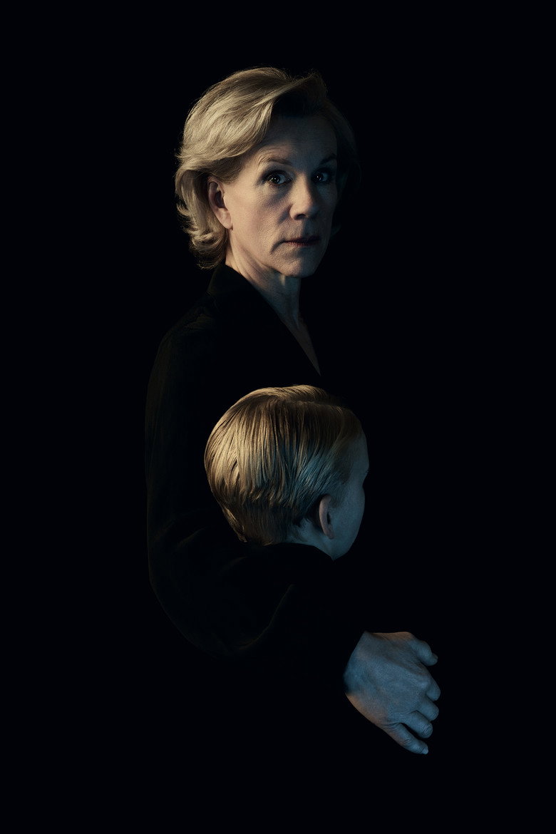 Imatge de National Theatre at Home: The Land of the Living