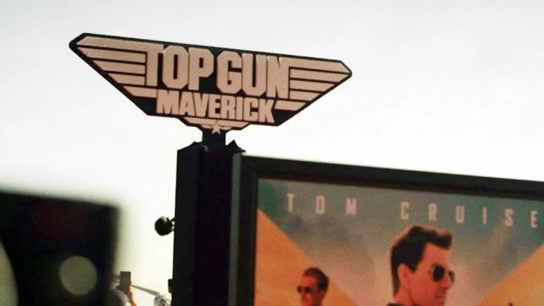 Top Gun Maverick : Le phénomène main backdrop