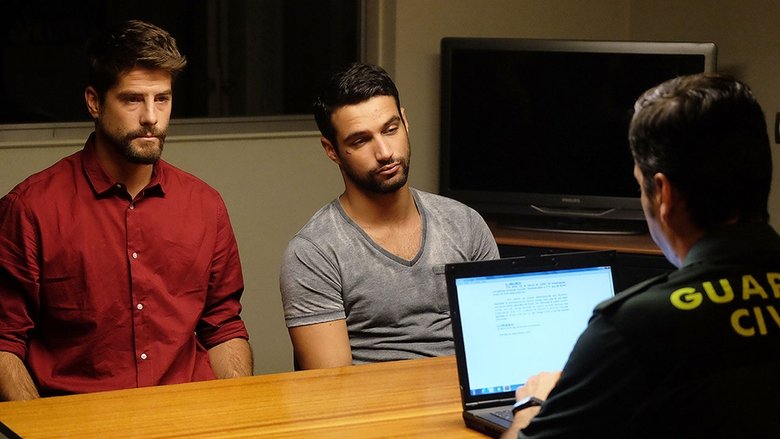 Still image for Mar de plástico season 1 episode 8: El Pasado Still image for Mar de plástico season 1 episode 8: El Pasado