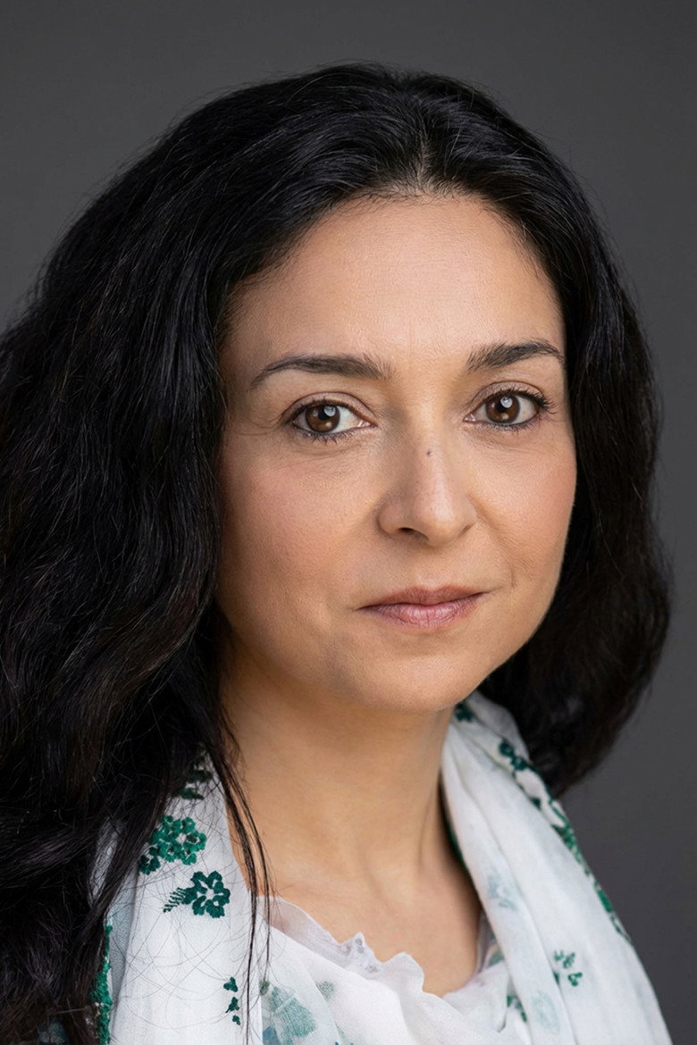 Deniz Erözen photo