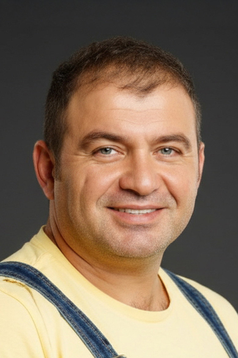 Semih Şahin portrait