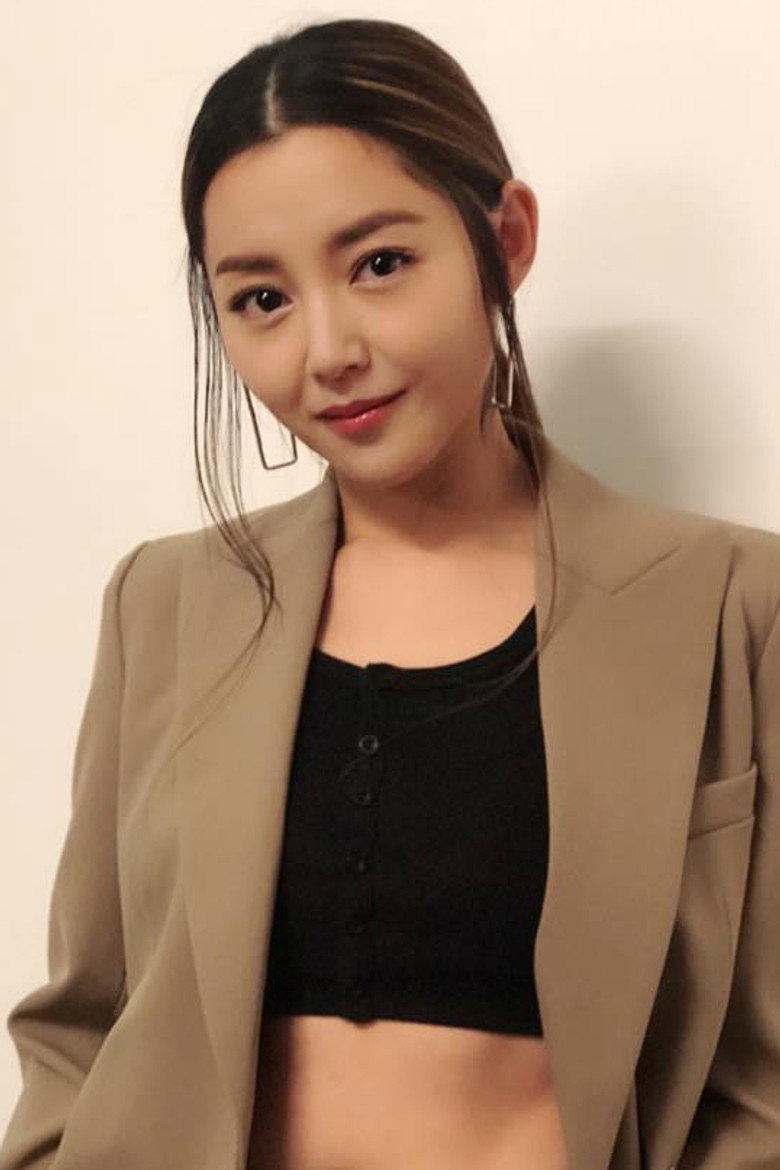 Michelle Wai Si-Nga 9