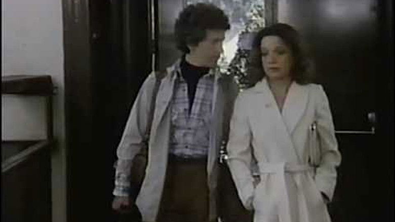 Image d'arrière-plan 2 du film She's Dressed to Kill