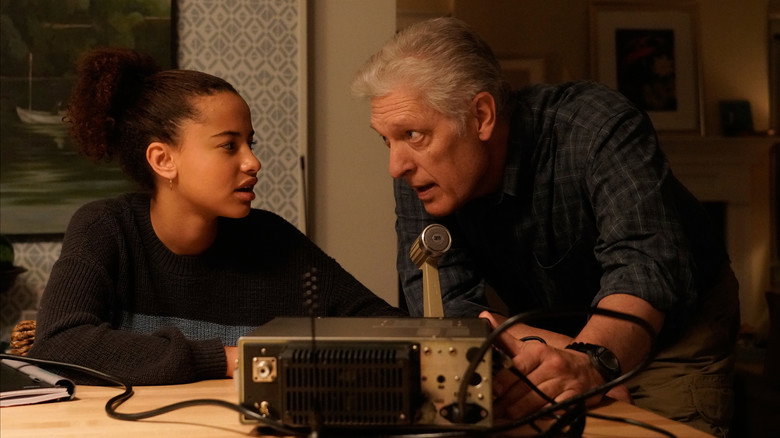 Still from Emergence - Mùa 1 Tập 10