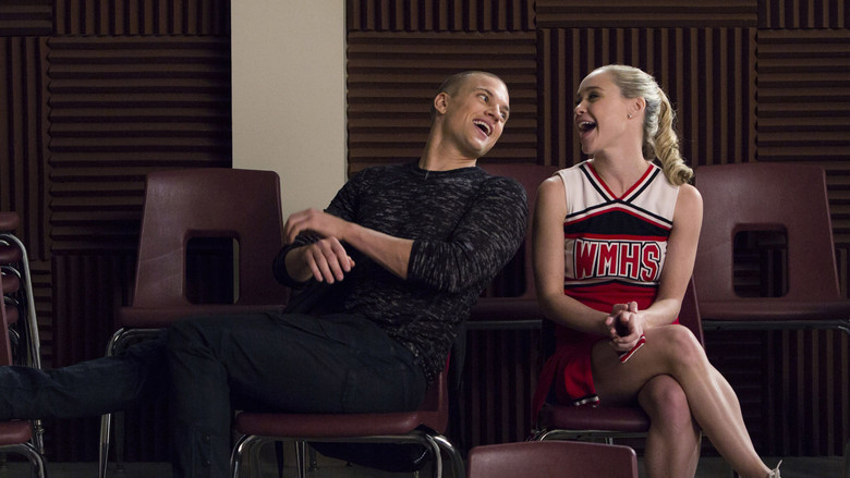 Still from Glee - Season 6 Episode 9