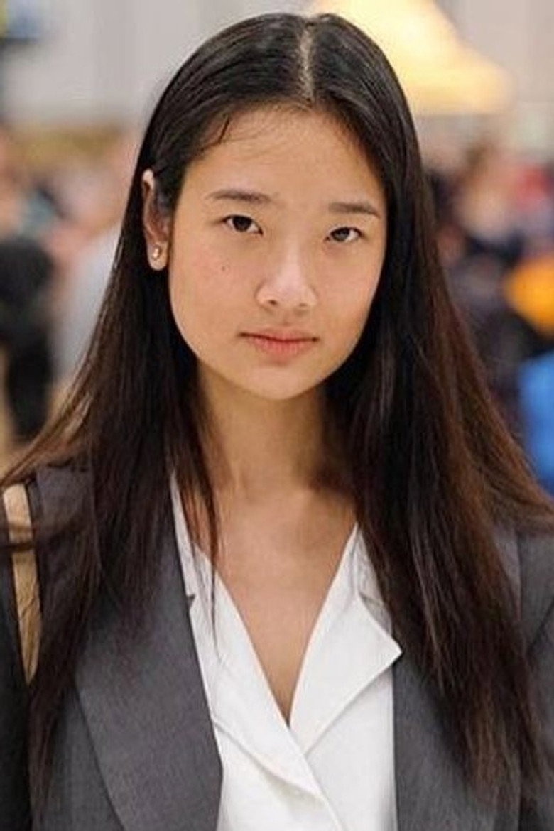 Chutimon Chuengcharoensukying photo 4
