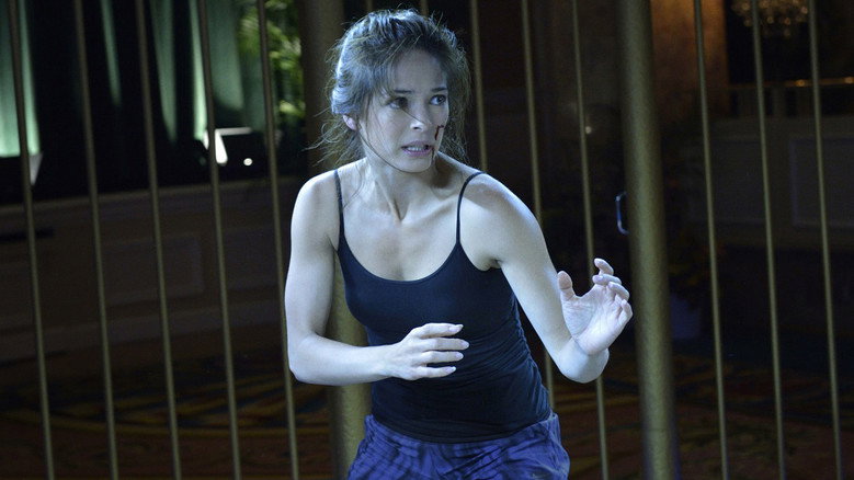 Still from Beauty and the Beast - Season 4 Episode 3