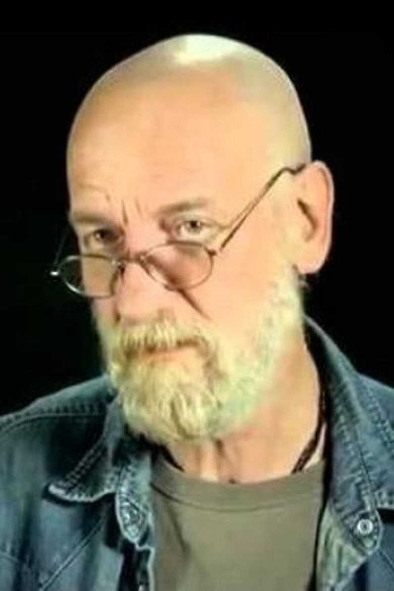 Max Igan portrait