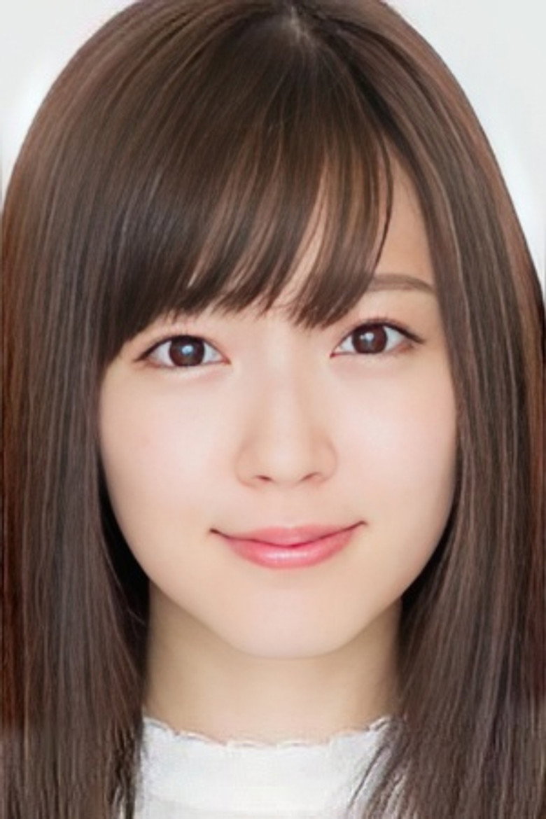 Airi Suzuki photo 3