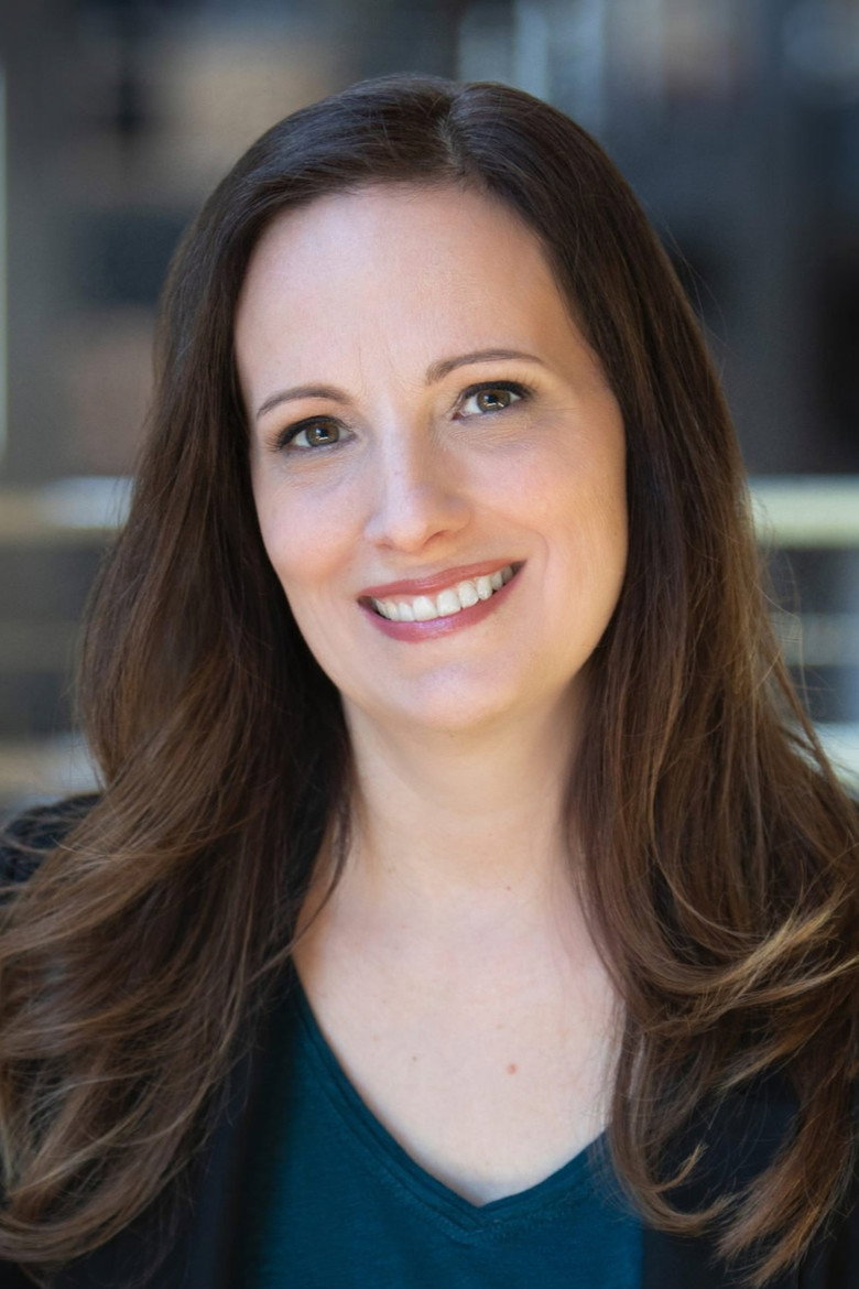 Andrea Warren portrait