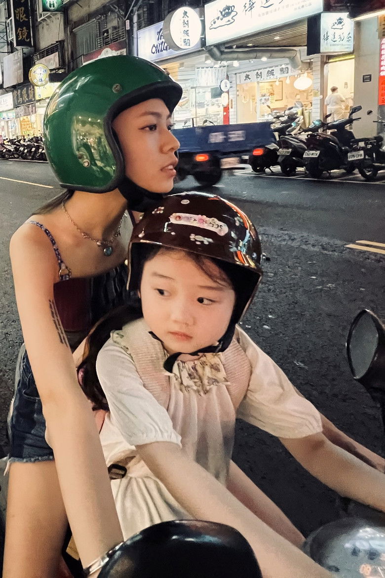 Imatge de 左撇子女孩