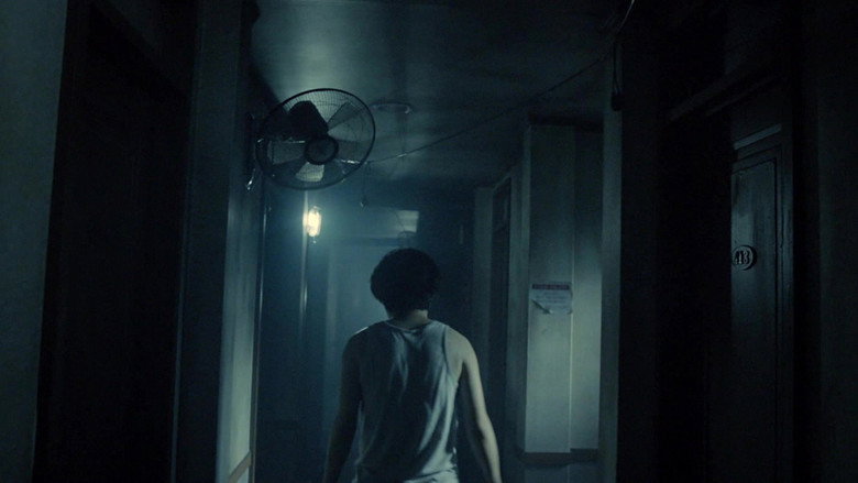 Still from Strangers from Hell - Season 1 Episode 5