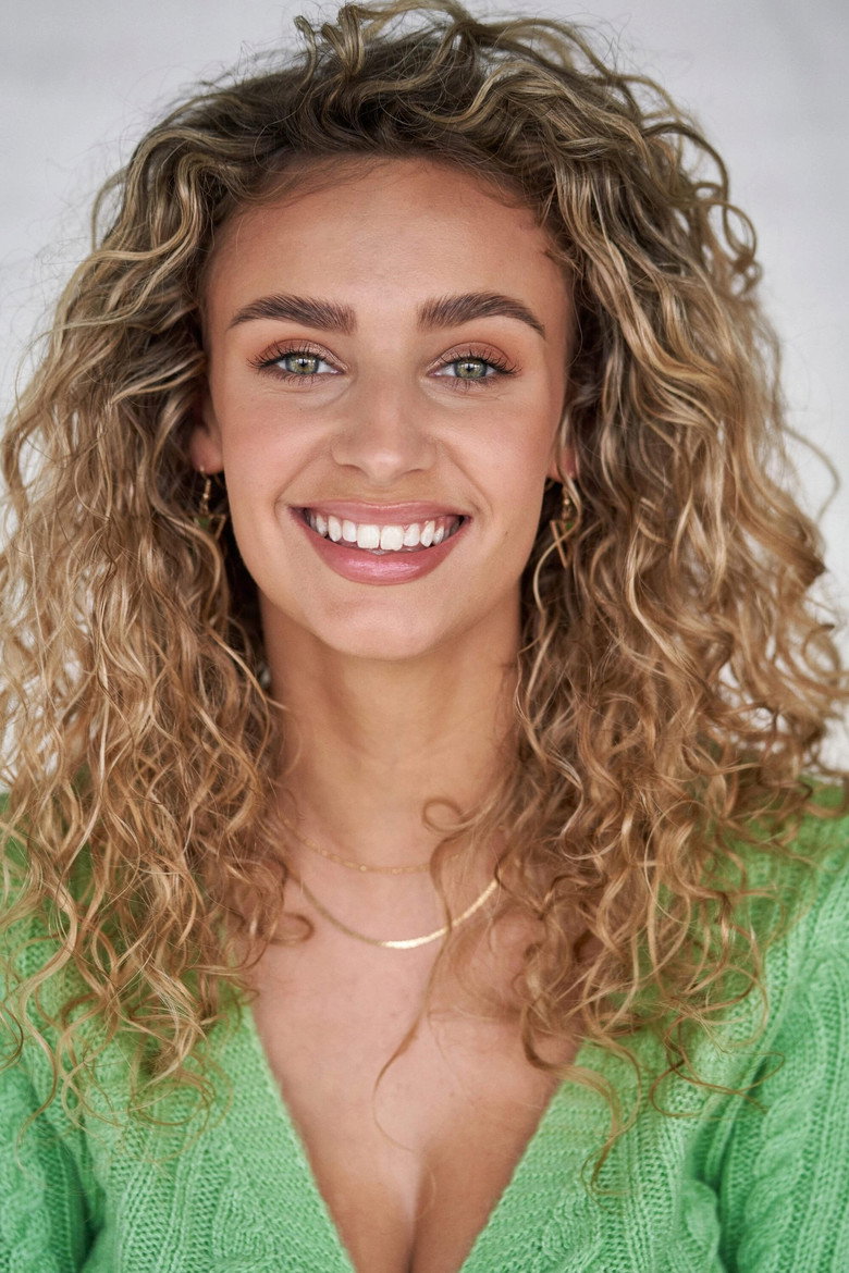 Isabelle Stickland portrait