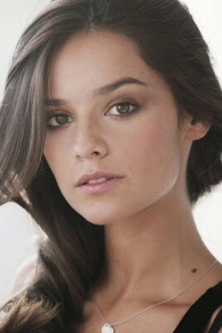 Katy Louise Saunders photo 2