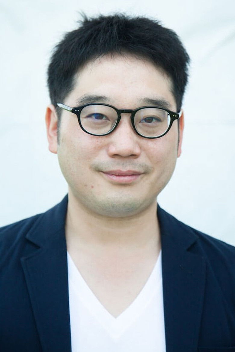 Mitsuharu Horiuchi portrait image