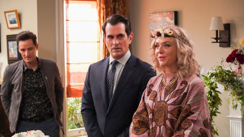 Modern Family Season 10 Episode 17