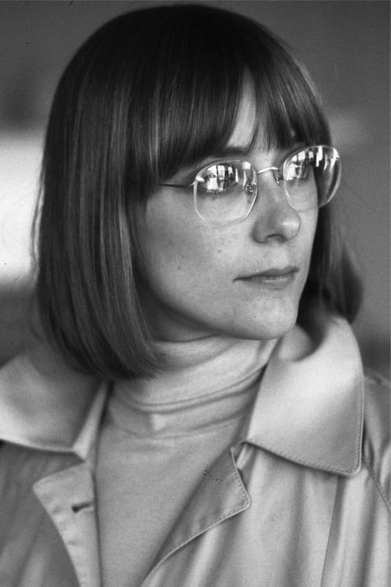 Mary Beth Hurt headshot