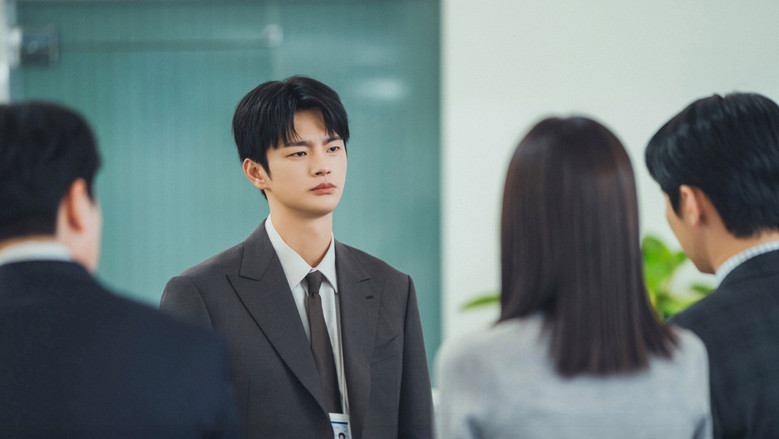 내일도 출근! 8