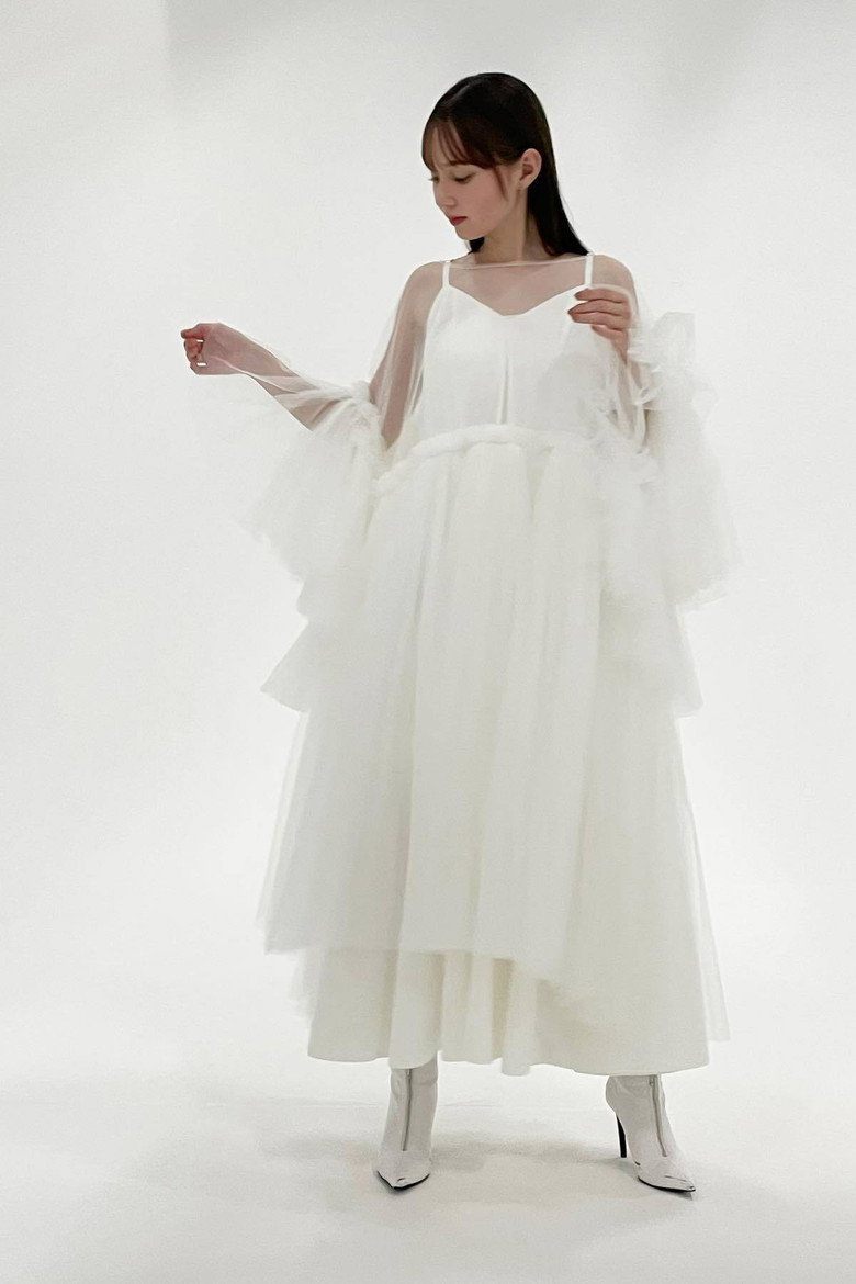 Aya Marsh photo