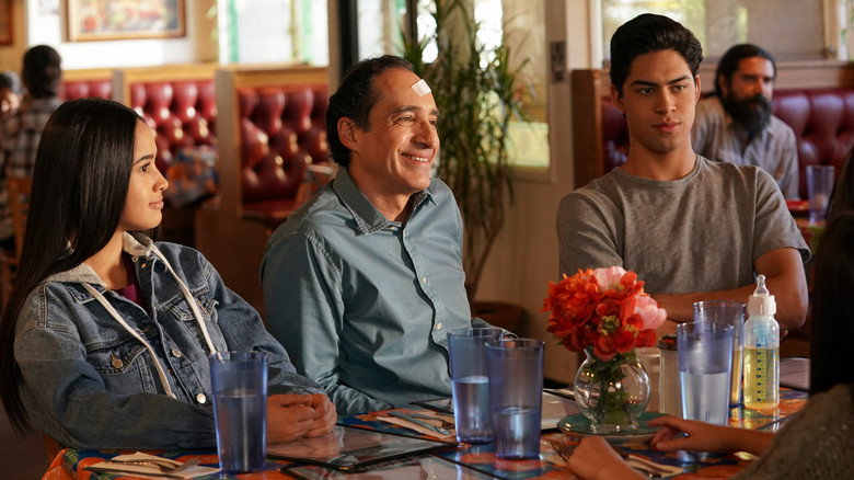 Still from Party of Five - Season 1 Episode 9