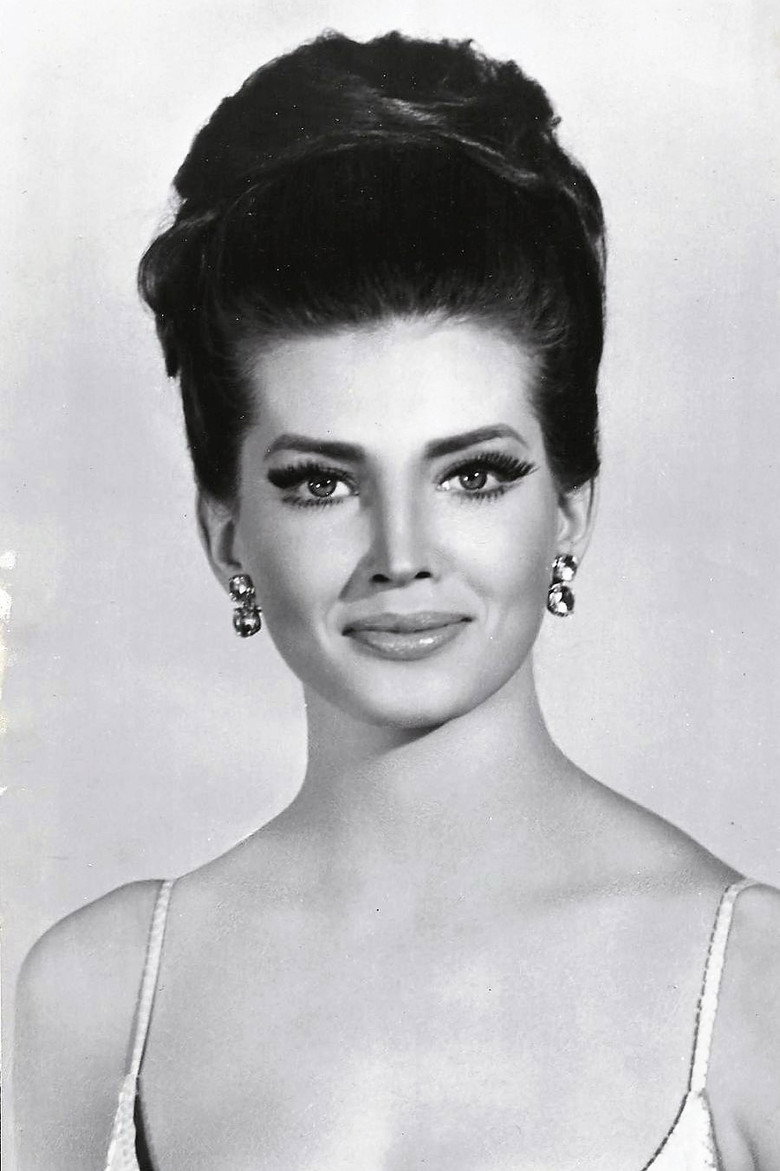 Gayle Hunnicutt photo 4
