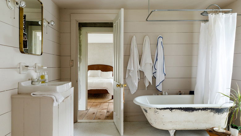 Still image for Diary of an Old Home season 1 episode 4: Catskills Country House