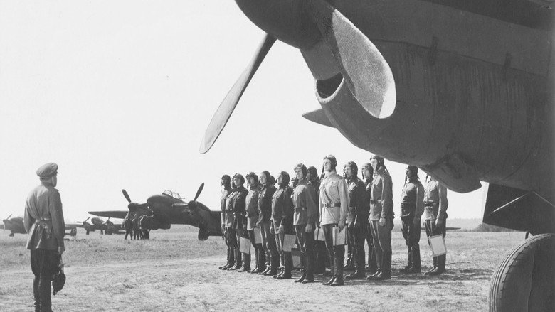 A Diving Bomber Chronicle backdrop