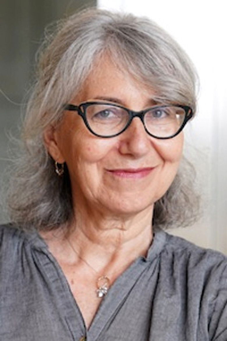 Carole Kravetz Aykanian portrait image