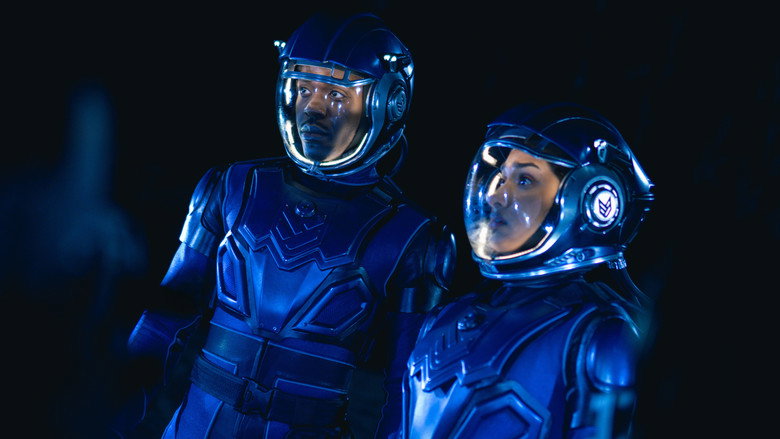 Still from Doctor Who - Season 2 Episode 3