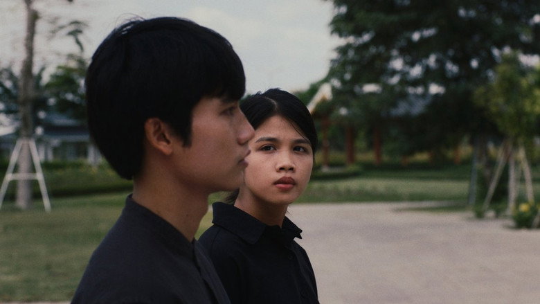 Frame from Mắt Nhắm Mắt Mở