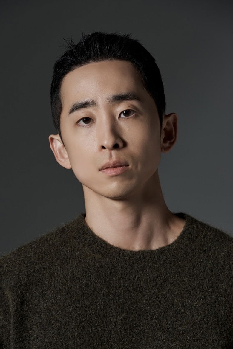 Lee Jeong-ju portrait image