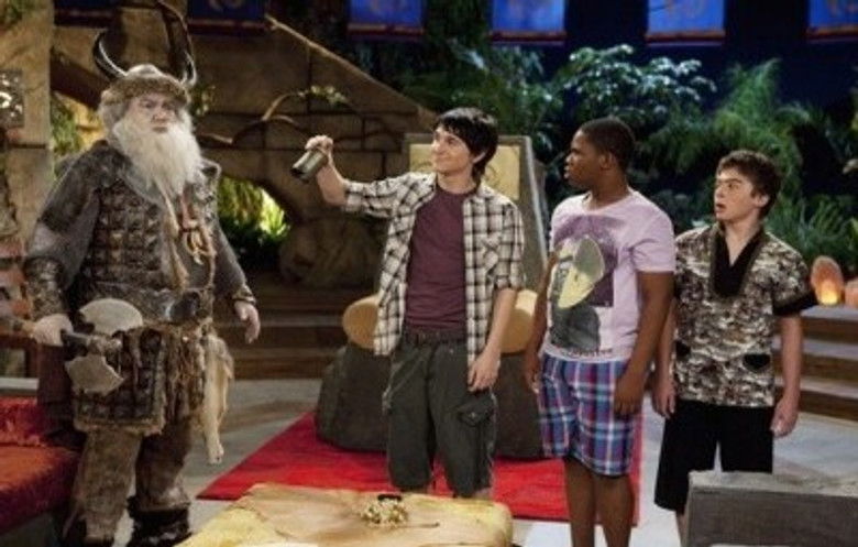 Still image for Pair of Kings season 1 episode 16: Brady Battles Boo-mer