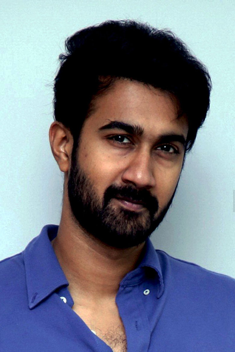 Santosh Shoban photo 3