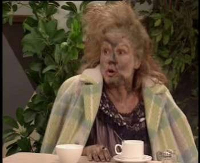 Still from dinnerladies - Season 2 Episode 3