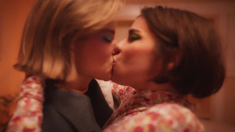 Image d'arrière-plan 1 du film Mirror Party