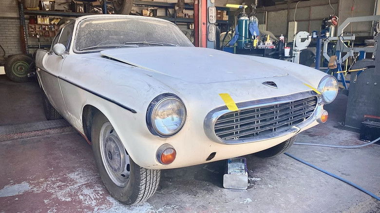 Still image for Outback Car Hunters season 1 episode 7: Volvo P1800 & Holden Kingswood