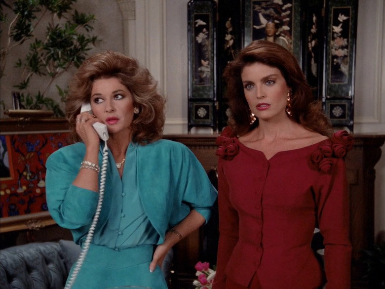 Still from Dynasty - ซีซัน 9 ตอน 16
