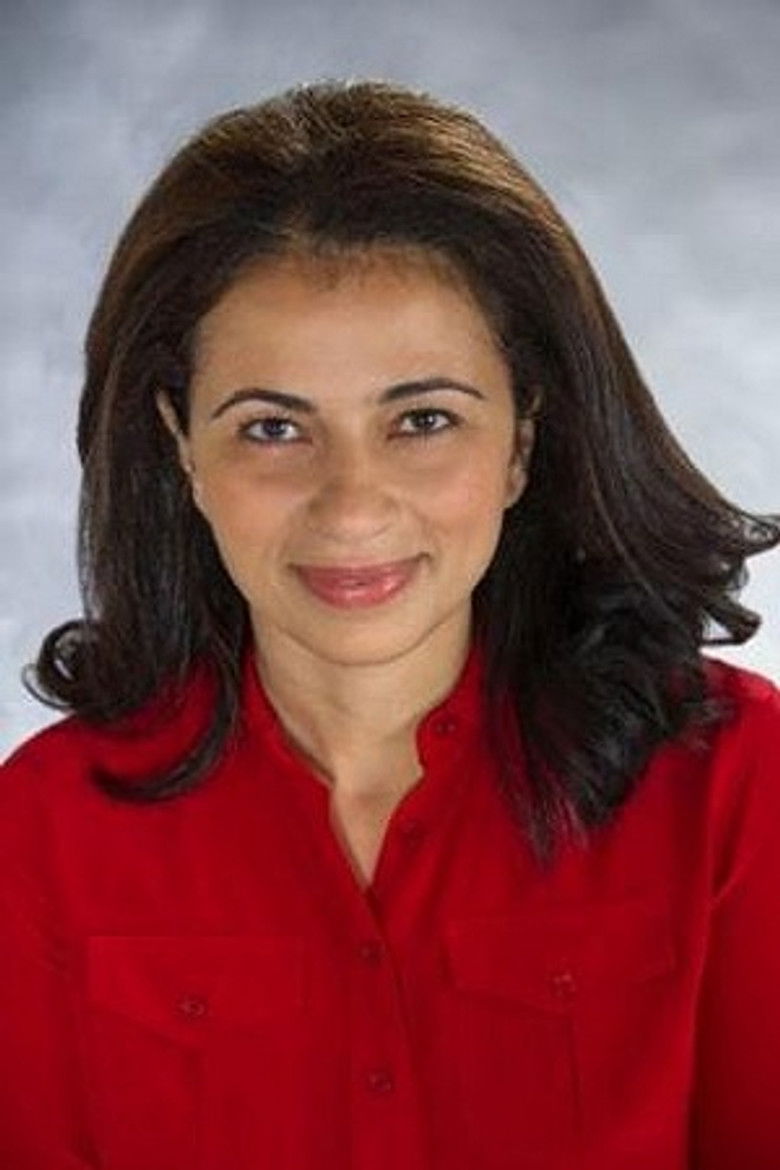 Lydia Khalil portrait image