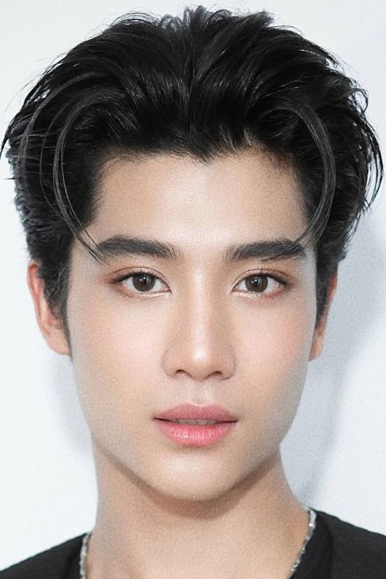 Photo de ธีธัช คุ้มเมือง