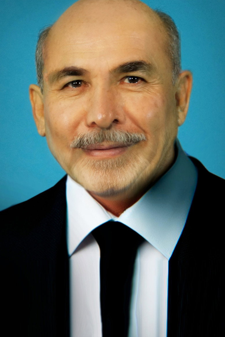 Cesar Tavera photo 2