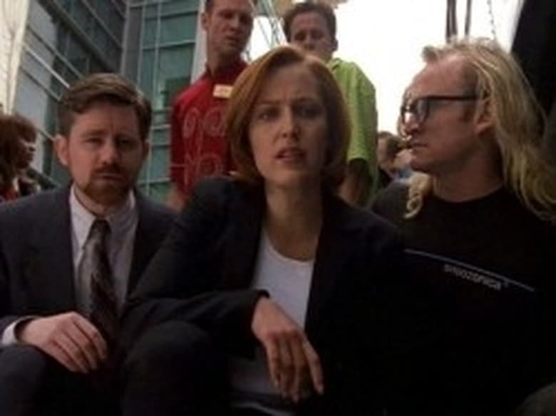 The X-Files S06E20 — Three of a Kind episode still