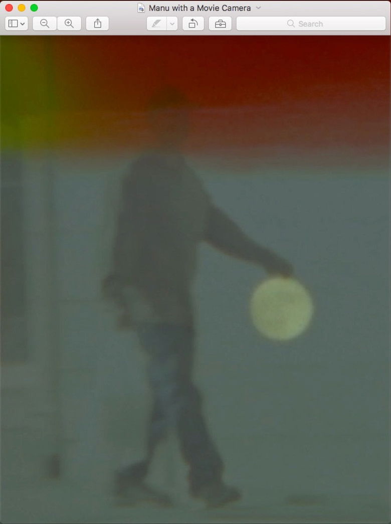 Imatge de Manu with a Movie Camera