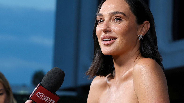 Gal Gadot/Vanna White/Glen Powell/Mandy Moore