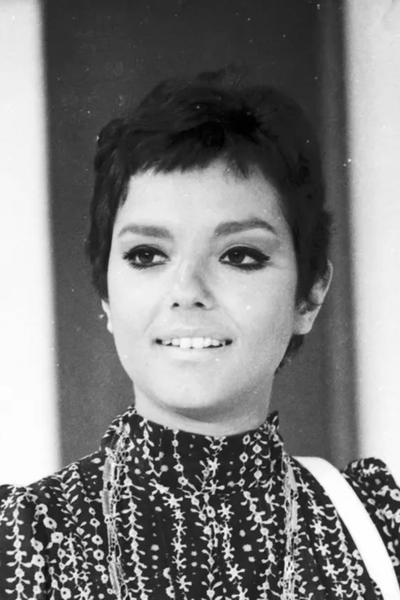 Marisa Raja Gabaglia portrait