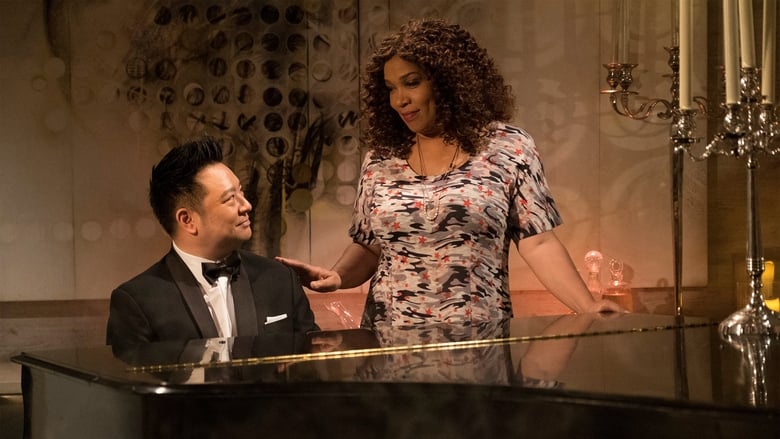 Still from Young & Hungry - Season 5 Episode 15