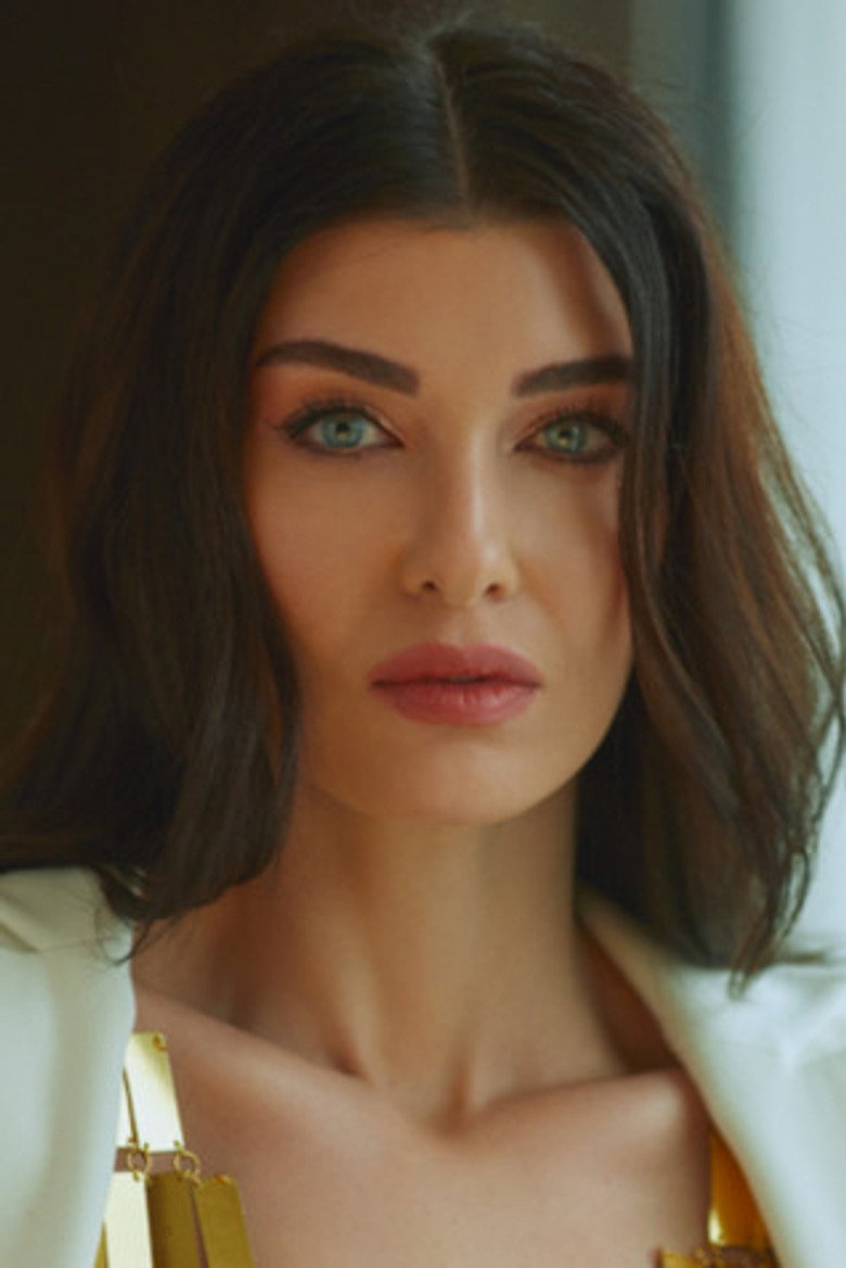 Aslıhan Güner photo 2