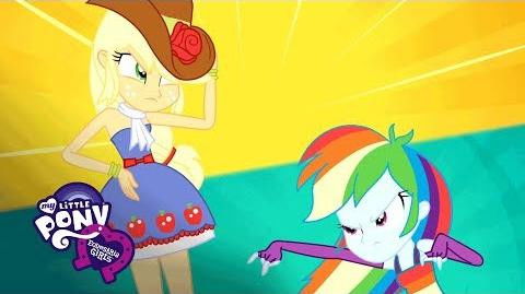Still image for My Little Pony Equestria Girls: Summertime Shorts season 1 episode 3: Raise This Roof
