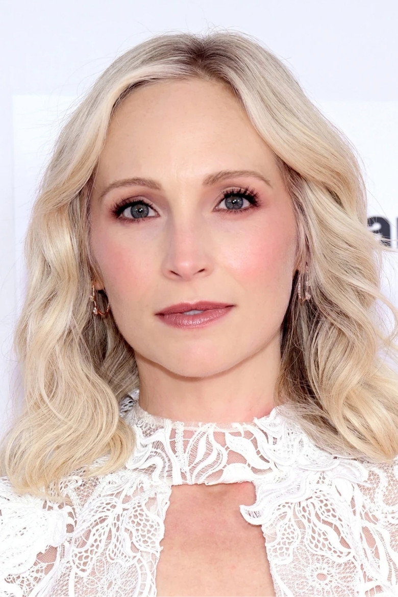 Candice King photo 3