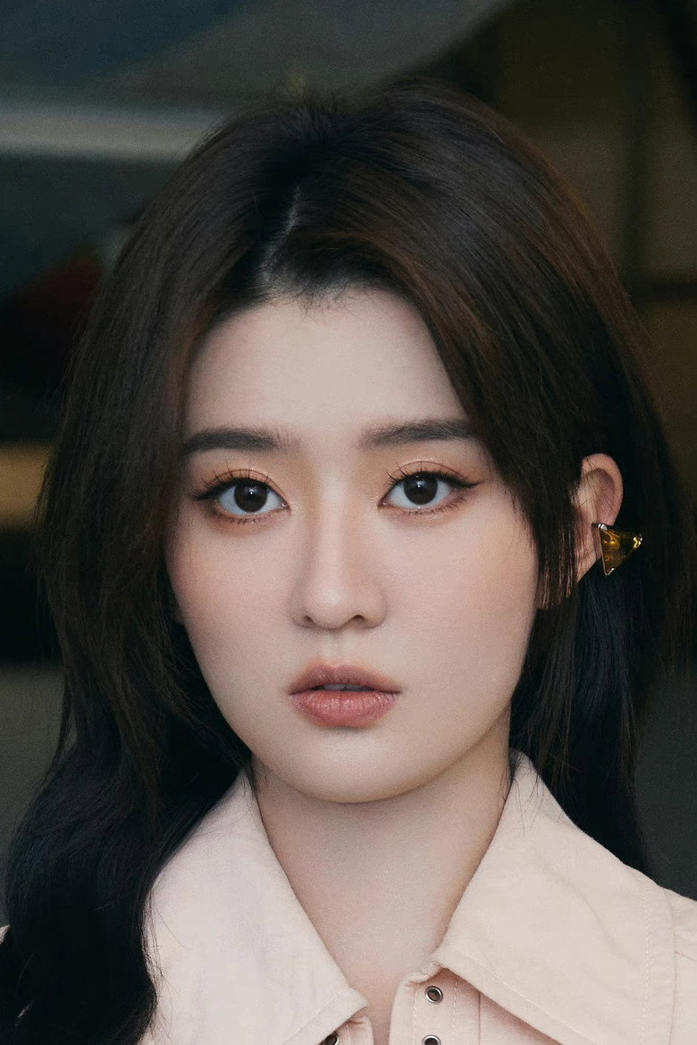 Qiao Xin photo 3