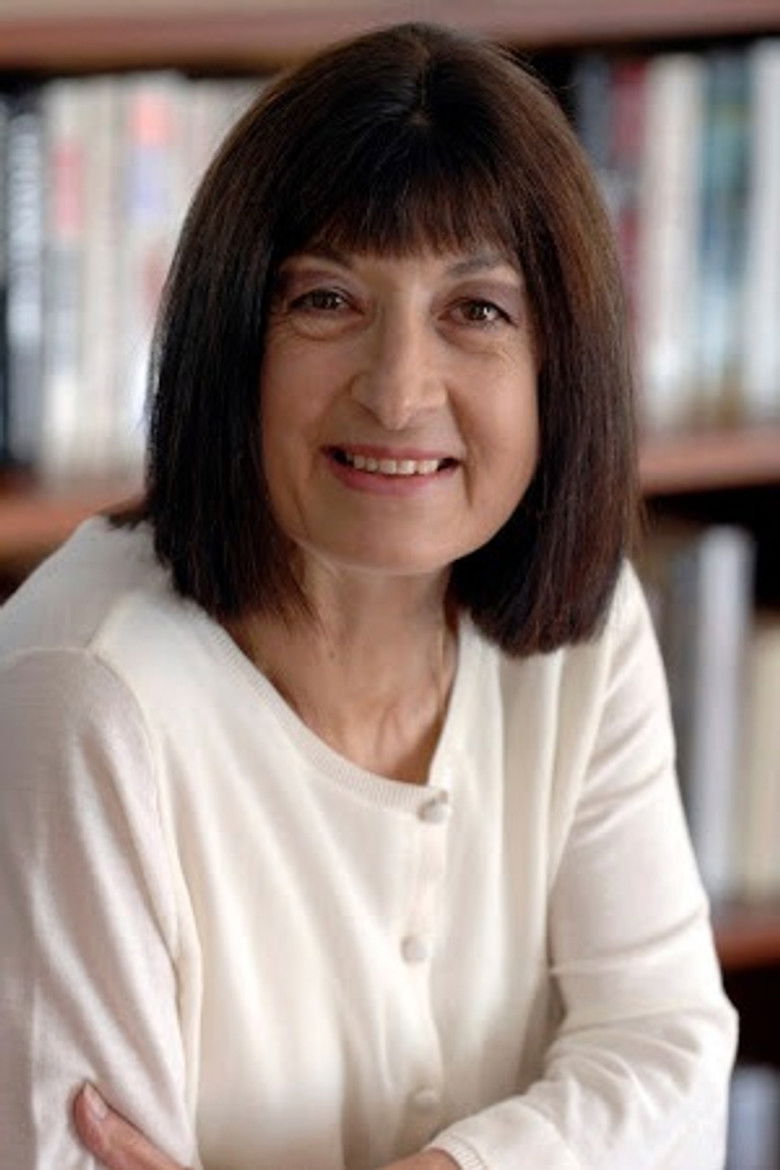 Niki Savva portrait image